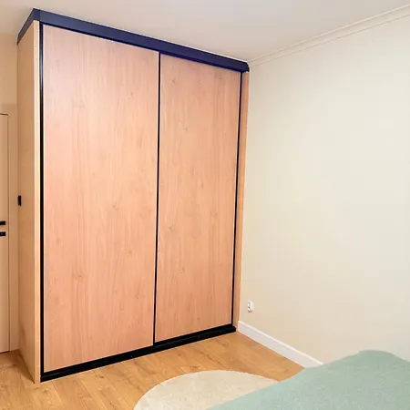 Prywatny Przy Ulicy Francesco Nullo *