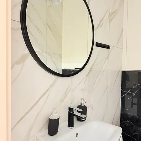 Prywatny Przy Ulicy Francesco Nullo * Krasków